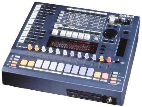 Click for a closer look at the Yamaha SU7000